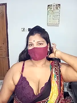 Hot-Angel  online show from 10-06-25, 03:53