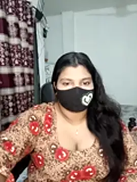 Hot-Angel  online show from 01-18-26, 04:44