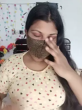 Hot-Angel  online show from 06-20-26, 07:44