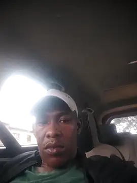 Snapshot of zuludog chatting on 06-18-26, 09:58 zuludog online show from 06-18-26, 09:58