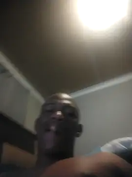 Snapshot of zuludog chatting on 06-22-26, 03:25 zuludog online show from 06-22-26, 03:25