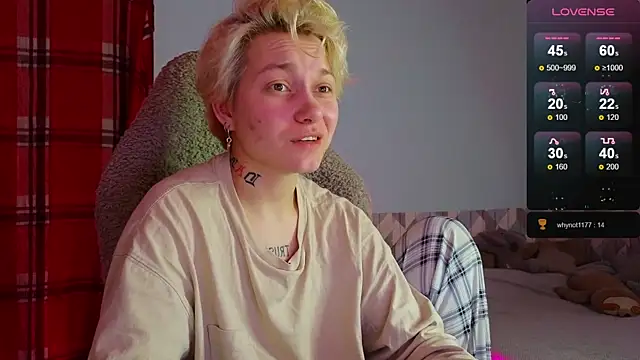 esajukyy online show from 02-10-25, 01:44