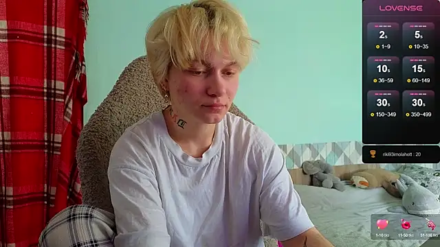 esajukyy online show from 02-15-25, 08:22