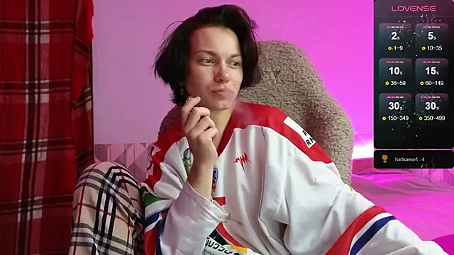 esajukyy online show from 09-10-25, 11:54