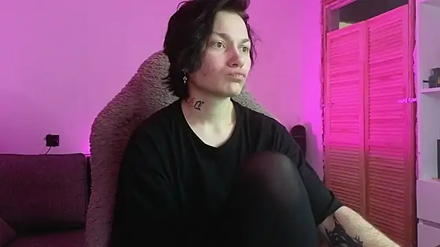 esajukyy online show from 01-05-26, 05:27