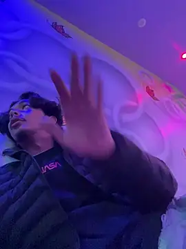 Snapshot of Onlyjishan chatting on 12-30-24, 05:23 Onlyjishan online show from 12-30-24, 05:23