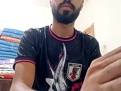 Snapshot of chikagokadi31 chatting on 04-09-26, 11:37 chikagokadi31 online show from 04-09-26, 11:37