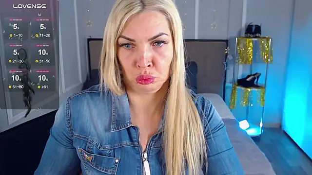 Snapshot of lissa_voxx chatting on 01-07-25, 06:03 lissa voxx online show from 01-07-25, 06:03