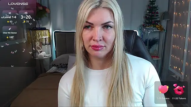 Snapshot of lissa_voxx chatting on 01-14-25, 09:13 lissa voxx online show from 01-14-25, 09:13