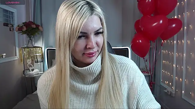 Snapshot of lissa_voxx chatting on 02-14-25, 06:45 lissa voxx online show from 02-14-25, 06:45