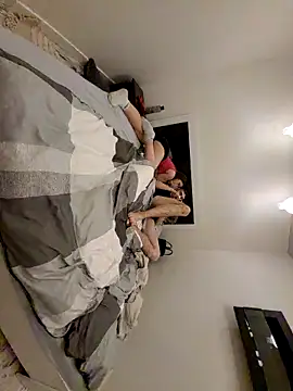 Snapshot of Llorey04 chatting on 02-28-25, 11:45 Llorey04 online show from 02-28-25, 11:45