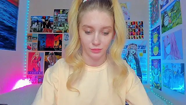 Snapshot of AliceMilman chatting on 01-12-25, 01:16 AliceMilman online show from 01-12-25, 01:16