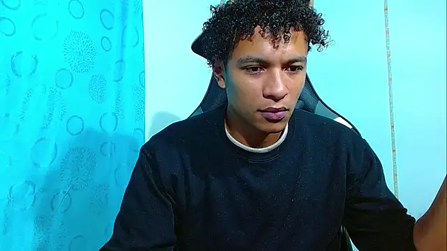 Snapshot of Black_Diamon_ chatting on 02-07-25, 11:56 Black Diamon online show from 02-07-25, 11:56