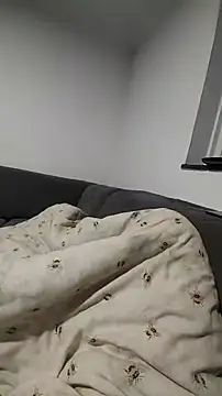 Snapshot of houy111111 chatting on 09-26-25, 08:13 houy111111 online show from 09-26-25, 08:13