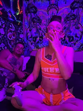 Stonermama666420 online show from 06-16-26, 04:59