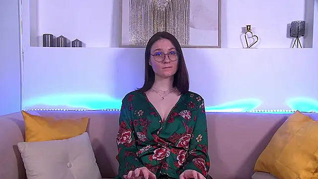 VictoriaArdern online show from 01-23-25, 01:19