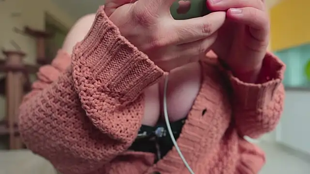 MissFreyaX online show from 02-20-26, 08:16