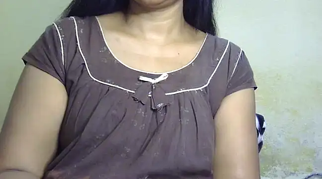 Snapshot of Suhana-sapna chatting on 02-12-25, 05:16 Suhana-sapna online show from 02-12-25, 05:16
