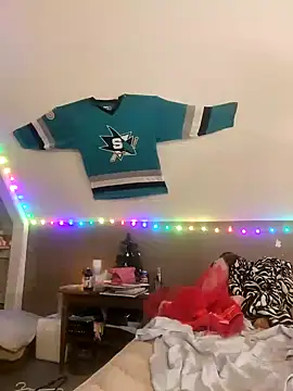 Snapshot of Neveah6 chatting on 01-03-25, 07:50 Neveah6 online show from 01-03-25, 07:50