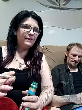 Snapshot of Neveah6 chatting on 03-04-25, 07:51 Neveah6 online show from 03-04-25, 07:51