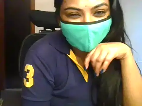 Snapshot of Hritvika chatting on 02-18-25, 07:32 Hritvika online show from 02-18-25, 07:32