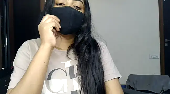 Snapshot of Hritvika chatting on 03-05-25, 12:55 Hritvika online show from 03-05-25, 12:55