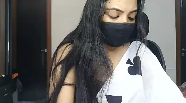 Snapshot of Hritvika chatting on 03-06-25, 01:35 Hritvika online show from 03-06-25, 01:35