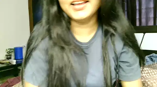 Snapshot of Hritvika chatting on 03-19-25, 07:18 Hritvika online show from 03-19-25, 07:18