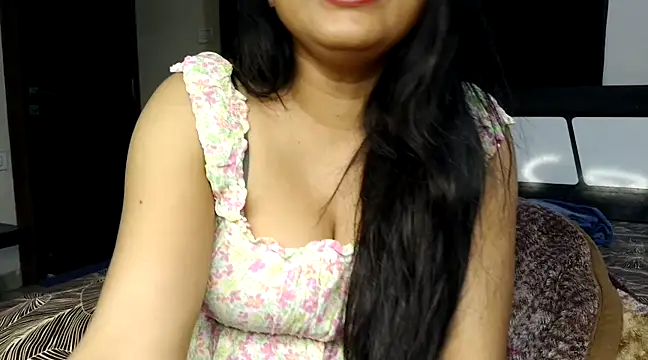 Snapshot of Hritvika chatting on 03-19-25, 02:57 Hritvika online show from 03-19-25, 02:57