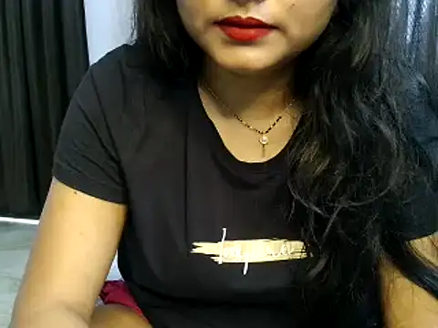 Snapshot of Hritvika chatting on 09-14-25, 05:17 Hritvika online show from 09-14-25, 05:17