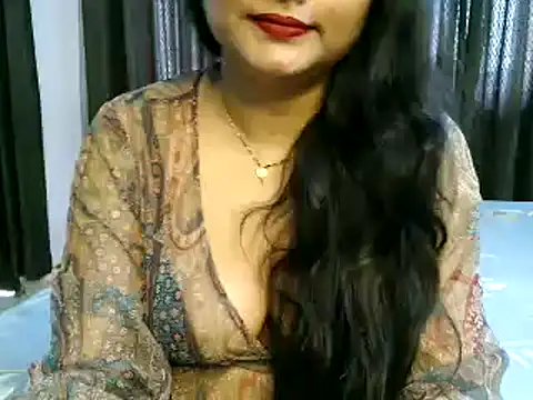 Snapshot of Hritvika chatting on 09-19-25, 04:58 Hritvika online show from 09-19-25, 04:58