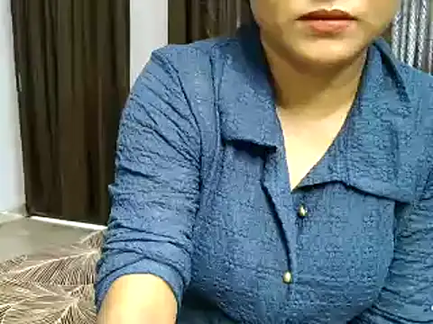 Snapshot of Hritvika chatting on 07-30-26, 10:25 Hritvika online show from 07-30-26, 10:25