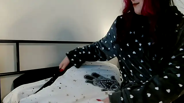 Snapshot of lunabellex chatting on 03-14-25, 01:57 lunabellex online show from 03-14-25, 01:57