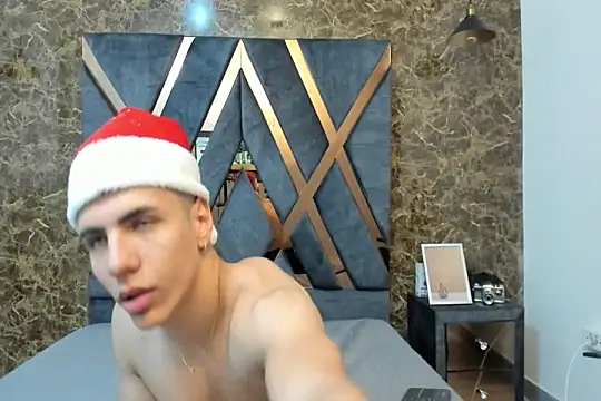 Flynn Riider online show from 12-30-24, 02:30