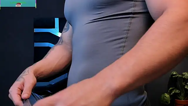 Flynn Riider online show from 12-01-25, 05:29