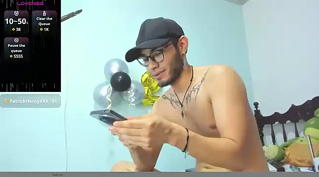 Snapshot of alexdesire chatting on 12-16-24, 06:16 alexdesire online show from 12-16-24, 06:16