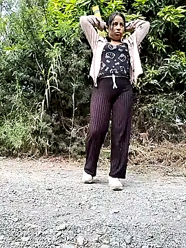 Danna-linyi online show from 03-24-26, 08:03