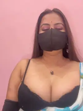 Snapshot of nehas chatting on 03-28-26, 03:33 nehas online show from 03-28-26, 03:33