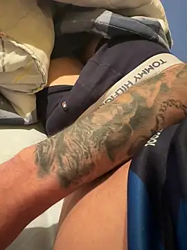 Snapshot of 234luca chatting on 01-30-25, 11:24 234luca online show from 01-30-25, 11:24