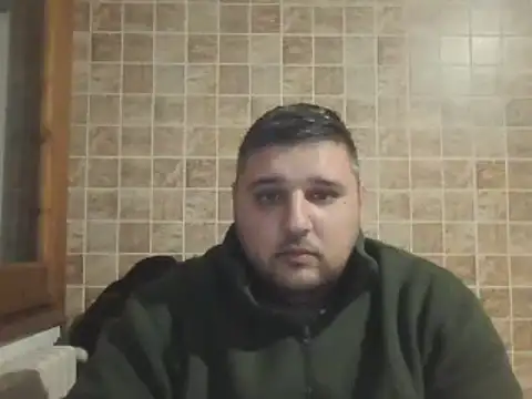  revianzip1 online show from 12-28-24, 05:25