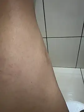 Snapshot of Henrico chatting on 02-01-25, 01:20 Henrico online show from 02-01-25, 01:20