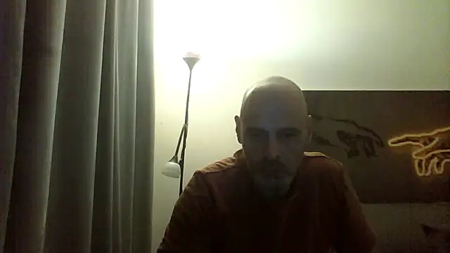 Avamereandmikel online show from 12-14-24, 01:06