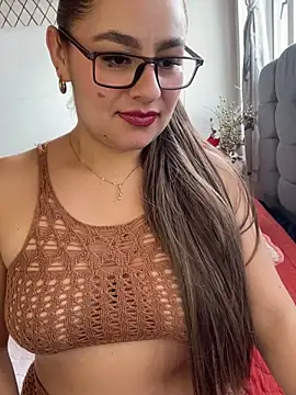 Snapshot of Gabriela-Parker_ chatting on 02-18-25, 02:06 Gabriela-Parker  online show from 02-18-25, 02:06