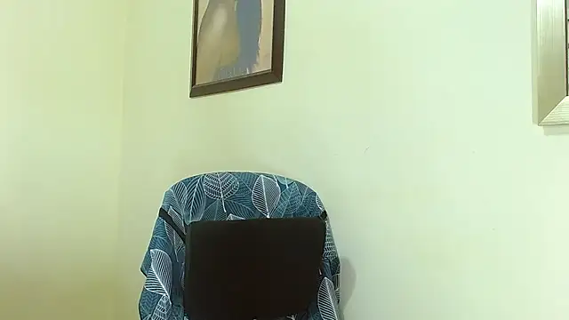 Snapshot of katerineleon chatting on 12-04-25, 09:23 katerineleon online show from 12-04-25, 09:23