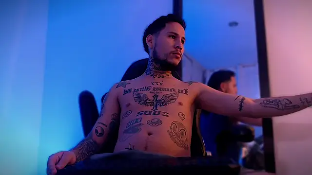 Snapshot of Junihn0 chatting on 09-20-25, 09:49 Junihn0 online show from 09-20-25, 09:49