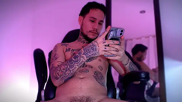 Snapshot of Junihn0 chatting on 09-27-25, 09:42 Junihn0 online show from 09-27-25, 09:42