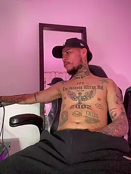 Snapshot of Junihn0 chatting on 10-10-25, 09:25 Junihn0 online show from 10-10-25, 09:25