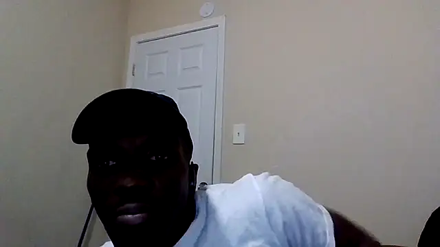 Snapshot of Shawtyblaque21 chatting on 07-09-26, 10:14 Shawtyblaque21 online show from 07-09-26, 10:14