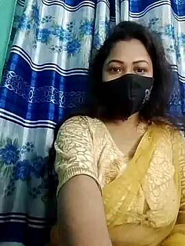 Snapshot of Bithi-Ray chatting on 12-17-24, 05:47 Bithi-Ray online show from 12-17-24, 05:47