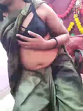 Snapshot of Cute-Anamika50 chatting on 12-24-24, 04:55 Cute-Anamika50 online show from 12-24-24, 04:55